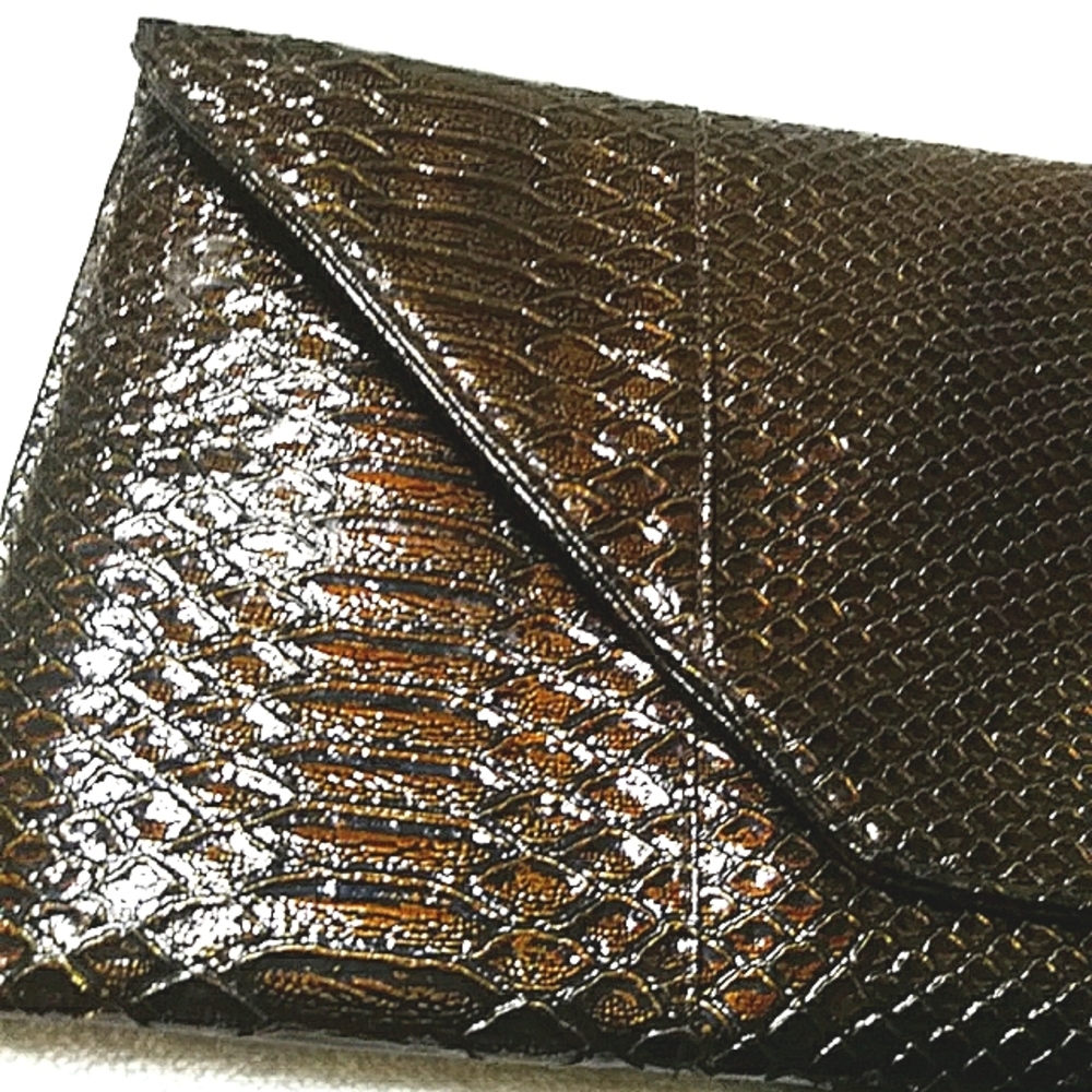 Snake Skin Pattern Envelope Clutch - Picture 2 of 4